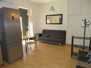 Lloguer Loft  Calle de domènech. Piso tipo loft amueblado en grácia. solo para una persona!