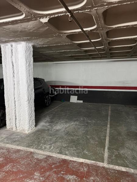 Foto 9b225eeb-7a71-4b6b-b036-75f42daa1b31. Rent car parking in carrer de floridablanca 66 in Barcelona