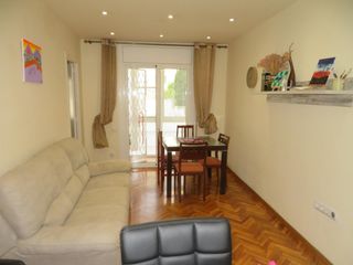 Flat  Calle sepulveda. Bonito piso de 3 habitaciones en la calle sepulveda