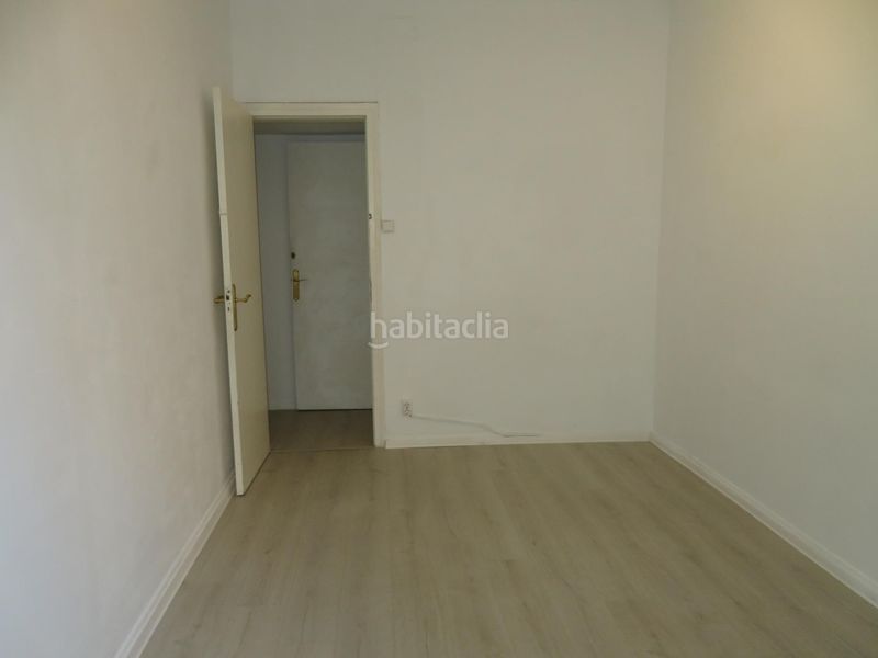 Foto 9b02c928-ba60-4dd1-8525-9ccf655bacb8. Pis a Sant Antoni Barcelona