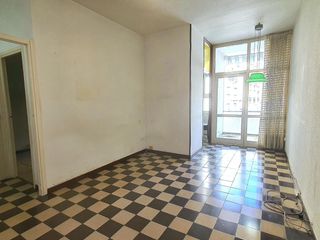 Flat  Carrer camelies. No cobramos comisión a la parte compradora. piso de 3 habitacion