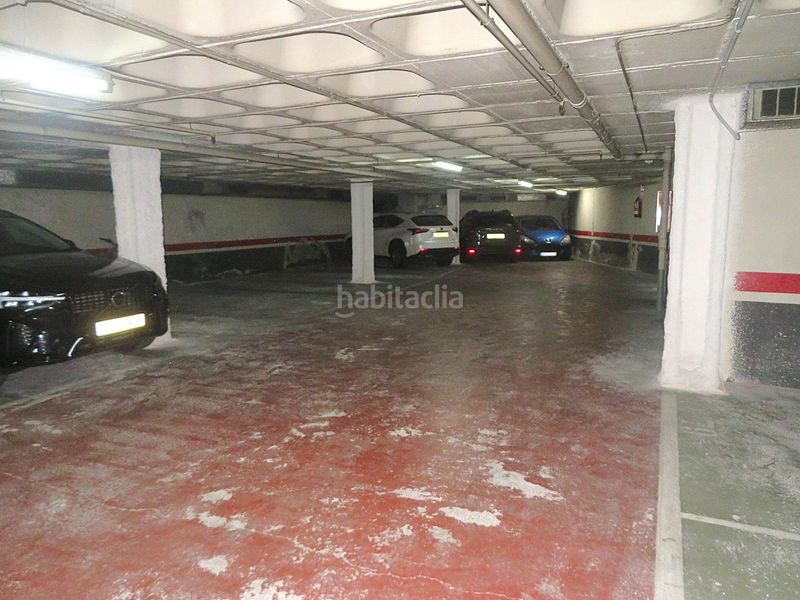 Foto 169b47f8-51a1-42f1-9e6e-37cfef203bdd. Aparcament cotxe a Sant Antoni Barcelona