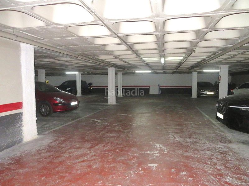 Foto 30eb516c-4537-4274-906b-606f7873d9cd. Aparcament cotxe a Sant Antoni Barcelona