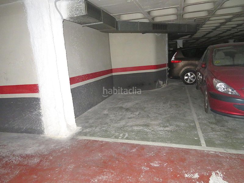 Foto fdff0a6c-b00c-4c4f-896d-fa6bf998806c. Aparcament cotxe a Sant Antoni Barcelona