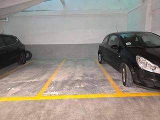 Parking coche en Carrer Carrer Floridablanca 86