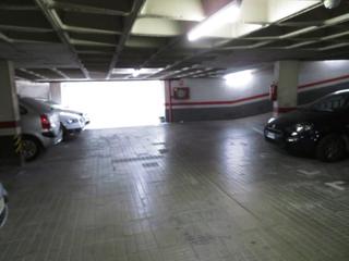Aparcament cotxe a Sant Antoni. Plaza de parking en venta en la calle viladomat para coche peque