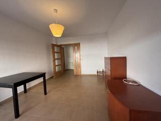 Rent Ground floor  Doctor fleming