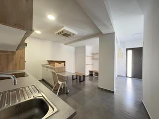Rent Ground floor  De los cardeñas
