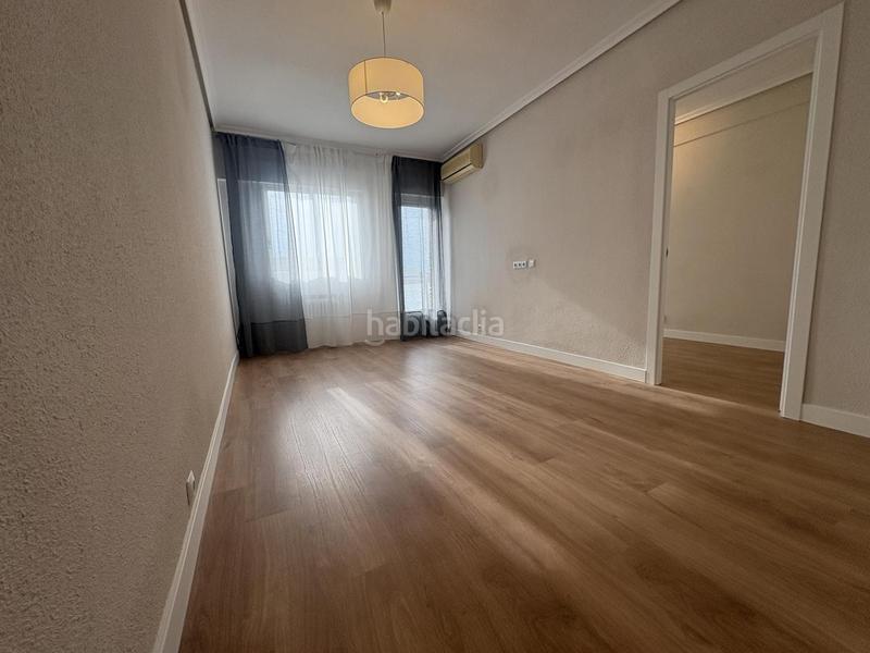 Foto 4a537e4d-ba7c-4b2f-bd37-2c525b068efe. Location appartement avec chauffage parking dans Guindalera Madrid