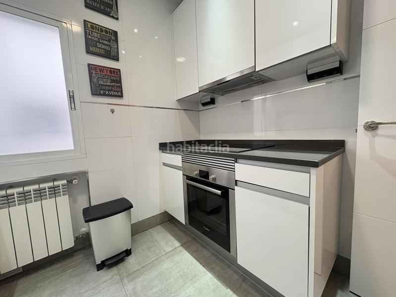 Foto 0dba37d6-8bc8-4400-be73-c3b99a8d4108. Miete etagenwohnung mit heizung parking in Guindalera Madrid