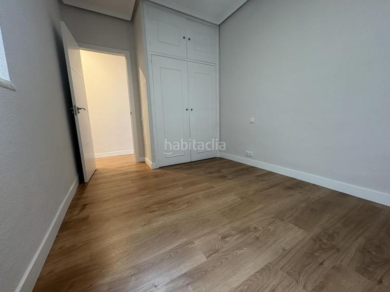 Foto 88183ba4-06de-46b8-96a8-d9880cdfa496. Rent flat with heating parking in Guindalera Madrid