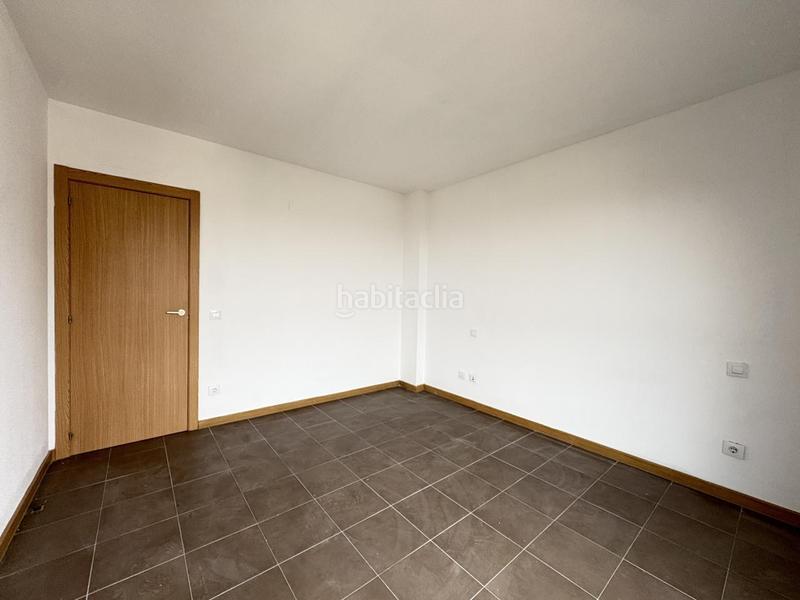 Foto 2e2b8d83-cb72-4085-a306-359ef7a41090. Affitto appartamento con riscaldamento parcheggio piscina in Tres Cantos