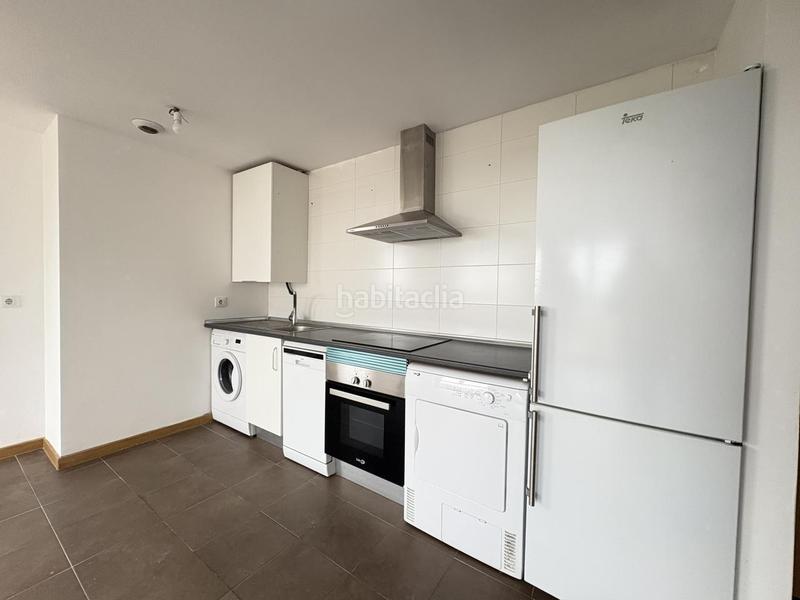 Foto f6109177-8199-4141-bce6-1c3d260acc30. Affitto appartamento con riscaldamento parcheggio piscina in Tres Cantos