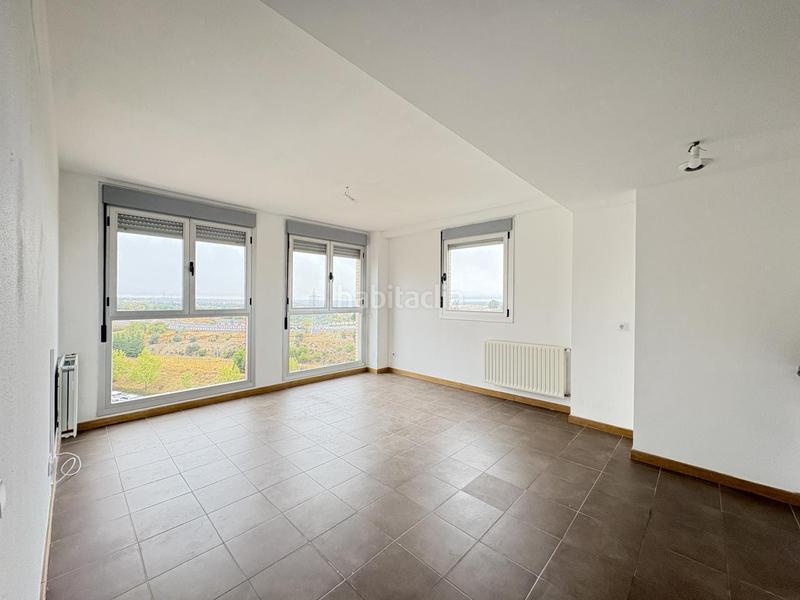 Foto f68248fc-6185-4aeb-a668-03d47c20a0af. Affitto appartamento con riscaldamento parcheggio piscina in Tres Cantos