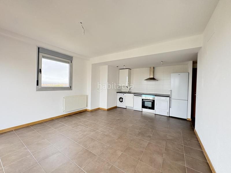 Foto ebaa5b21-1b44-4878-873e-01736912846a. Location appartement avec chauffage parking piscine dans Tres Cantos