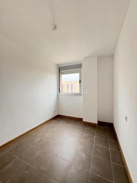 Foto ff8dd22c-bbd0-477e-a657-92d371c3d967. Location appartement avec chauffage parking piscine dans Tres Cantos