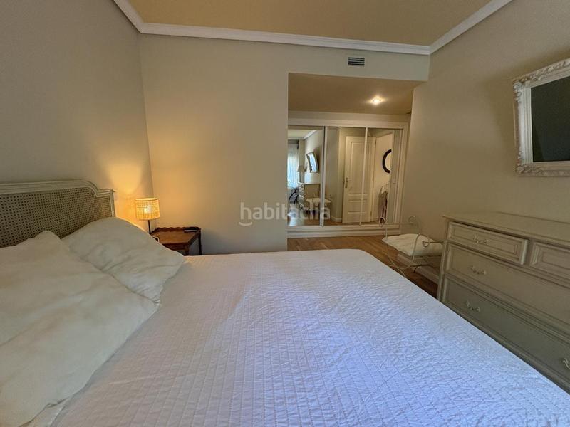 Foto 05868c5d-27b0-4053-bae0-e63247653424. Rent ground floor with heating parking pool in Valdemarín Madrid