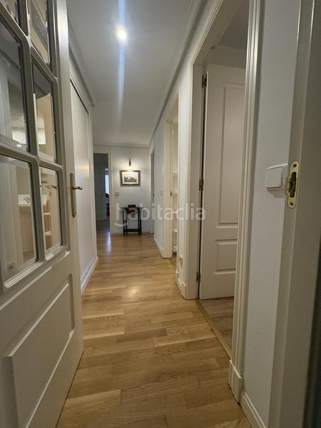 Foto 2ab84fba-0661-47de-9bc6-2b6cf857377f. Rent ground floor with heating parking pool in Valdemarín Madrid