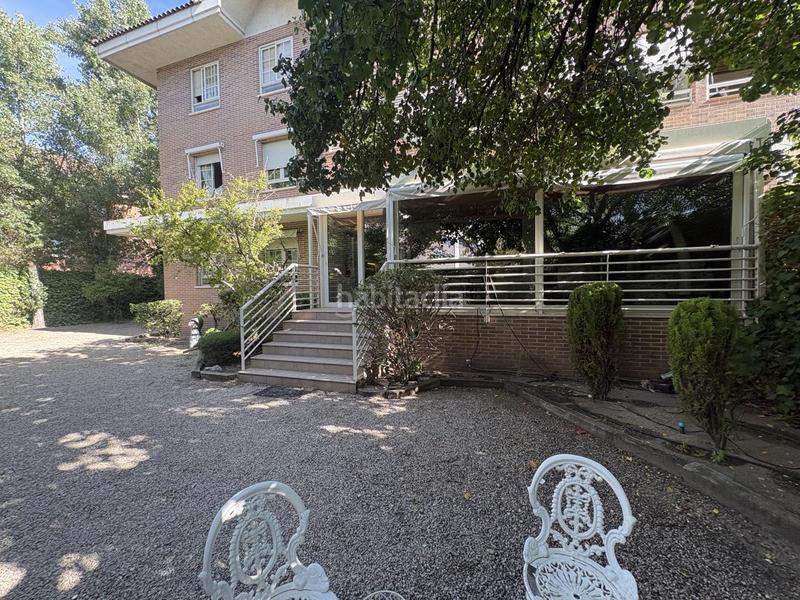 Foto 43547a26-4514-4329-af4f-dc10a37b315a. Rent ground floor with heating parking pool in Valdemarín Madrid