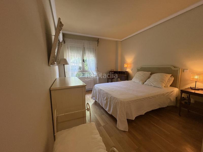 Foto 66034601-9bde-48af-84ca-cda272607354. Rent ground floor with heating parking pool in Valdemarín Madrid
