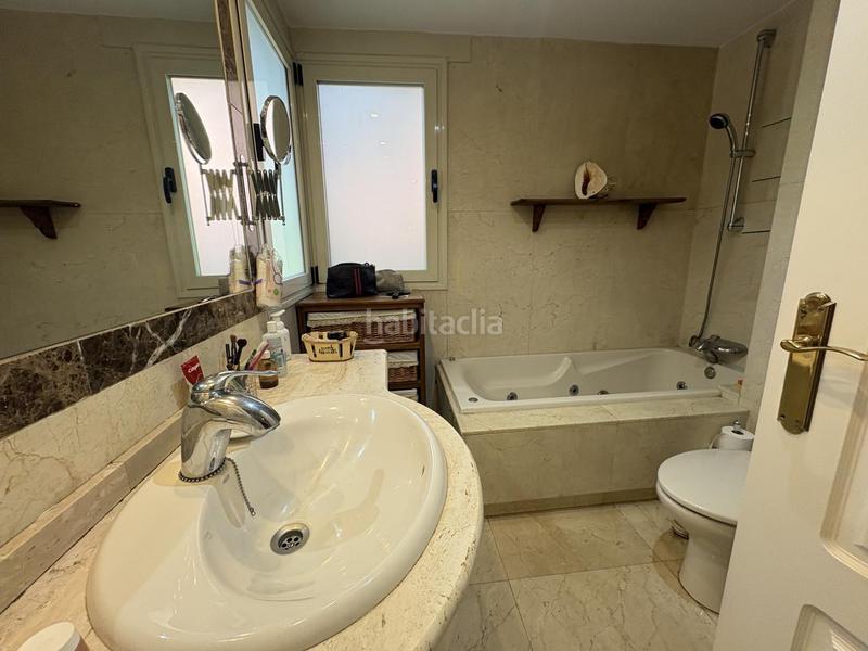 Foto 6e0272f9-417b-465d-a7ae-d3668ba42fa4. Rent ground floor with heating parking pool in Valdemarín Madrid