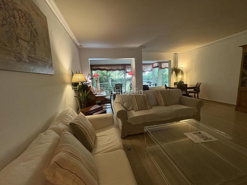 Foto 8f8d223d-3e96-4bfa-ae39-577898d2e1ae. Rent ground floor with heating parking pool in Valdemarín Madrid