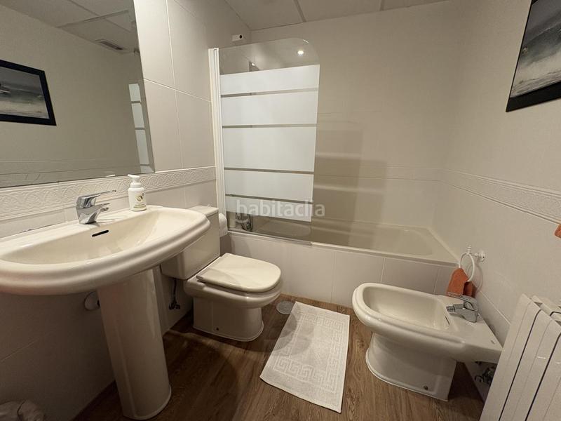 Foto b3fda271-db1e-4631-8d21-8d6def51b532. Rent ground floor with heating parking pool in Valdemarín Madrid