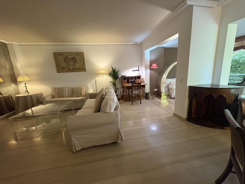 Foto cfe22971-a873-4988-b095-69f9275f177b. Rent ground floor with heating parking pool in Valdemarín Madrid