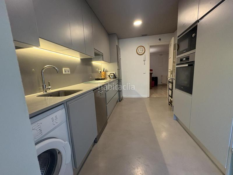 Foto d982ab97-a431-4305-96ba-e75abccd8727. Rent ground floor with heating parking pool in Valdemarín Madrid