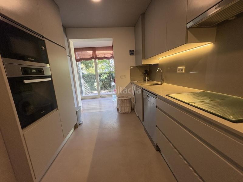 Foto fafa0735-b1a3-4263-80be-e9bda034f91c. Rent ground floor with heating parking pool in Valdemarín Madrid