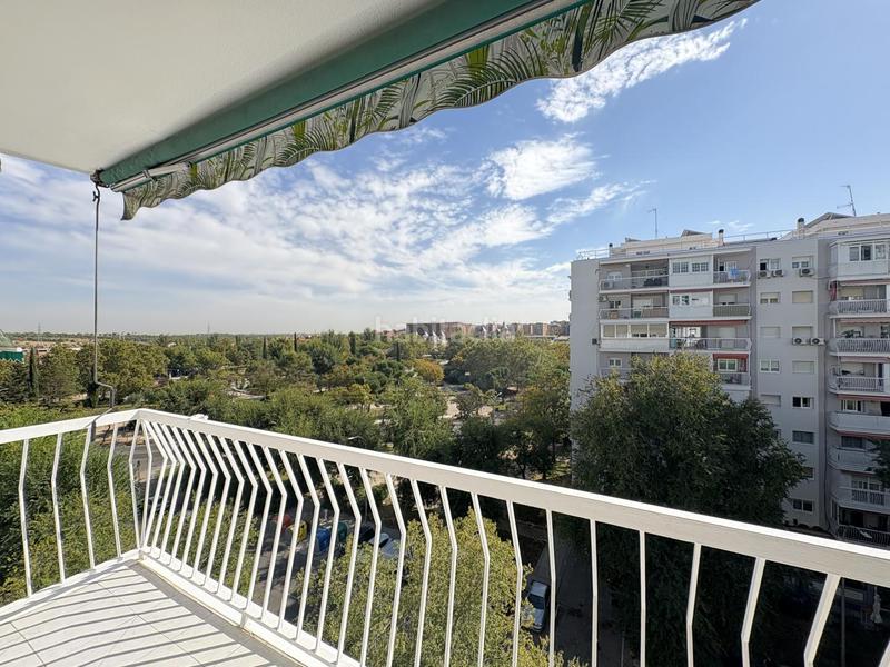 Foto 9555e56a-9baa-4110-a507-f18cc9e55d71. Rent flat with heating parking in Valderas-Los Castillos Alcorcón