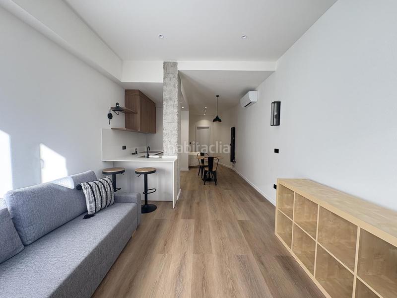 Foto 0d12aff7-e84c-4819-9704-e6d9c084f0de. Rent ground floor with heating in Alameda de Osuna Madrid