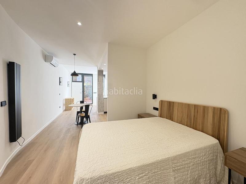 Foto 3f22af66-41ef-42cd-a04f-c8fb70f0f5e8. Rent ground floor with heating in Alameda de Osuna Madrid