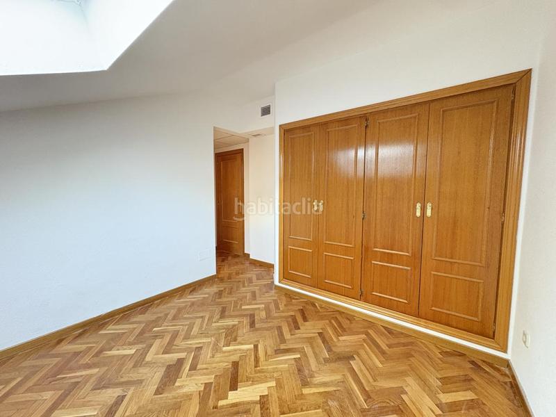Foto 7aaeb5a7-2932-4b3d-9804-00928057e536. Miete dachwohnung mit parking in Guindalera Madrid