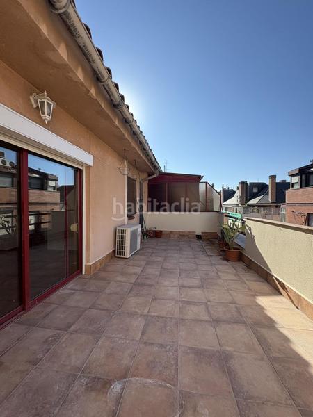Foto afc30da7-8a22-4f31-b3af-f8bc73f3fc2b. Rent penthouse with parking in Guindalera Madrid