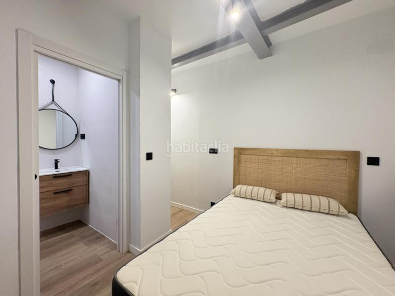 Foto d25ebd9f-7d36-4c5b-84e1-059c3943fc87. Alquiler planta baja en Bellas Vistas Madrid