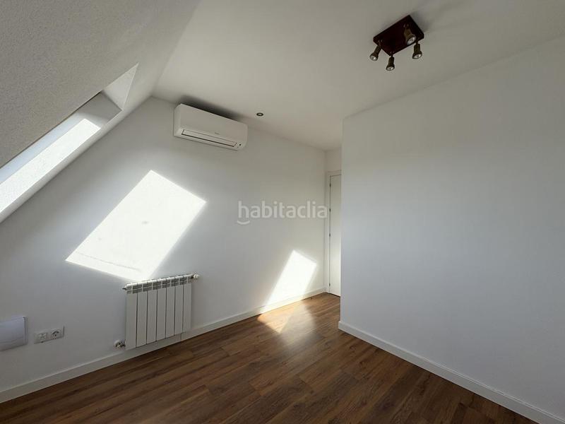 Foto afd769fe-e92a-4ea7-81bd-df6ff0981c04. Rent duplex with heating parking in Somosaguas Pozuelo de Alarcón