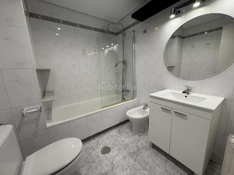 Foto 70071ea5-5af1-4074-85fe-8cea0f183805. Rent flat with heating in Niño Jesús Madrid