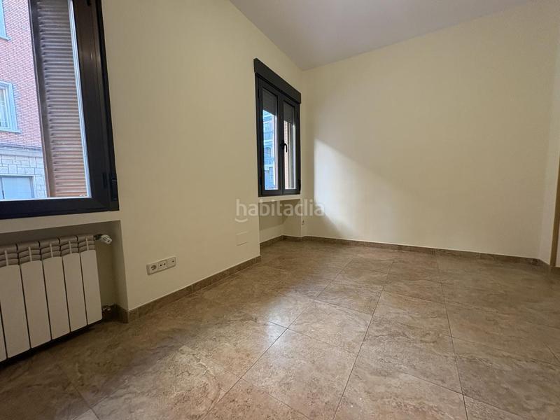 Foto d3839df5-efa4-40fc-8abe-b4619d5869d4. Miete erdgeschoss mit heizung in Trafalgar Madrid