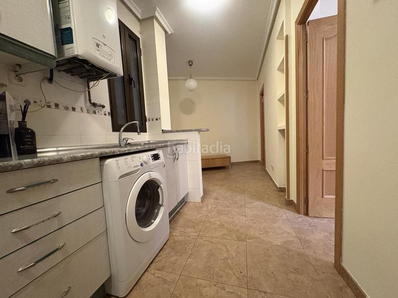 Foto 0b3e55eb-295c-4fe3-99e7-bb25f11b6084. Alquiler planta baja en Trafalgar Madrid