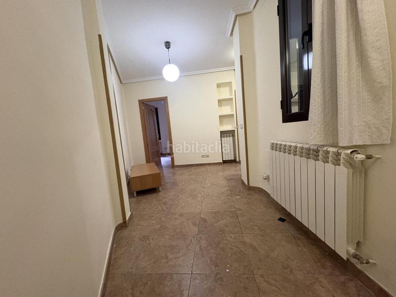 Foto fbd74144-93cb-4df0-8282-f03bc26da14c. Alquiler planta baja en Trafalgar Madrid