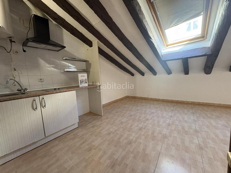 Foto 6b910dca-178a-42ce-93b3-e6ff3cb821c4. Location studio dans Universidad-Malasaña Madrid