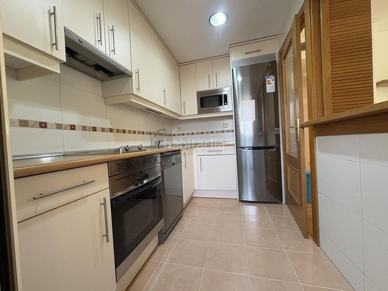 Foto 5e1f1fe6-b601-4056-8744-991d9ab4241b. Rent flat with heating parking pool in Rejas Madrid