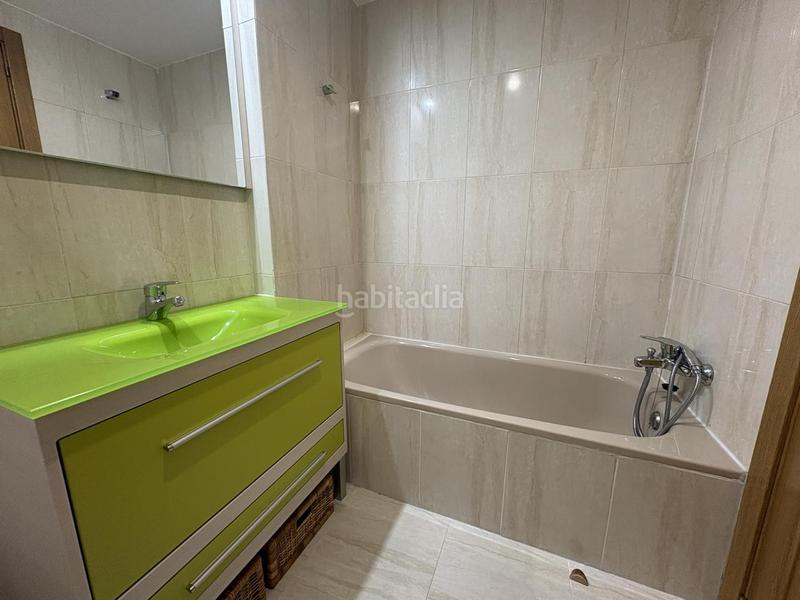 Foto 85395c0c-dfee-4604-ae67-e82aef765cc9. Rent flat with heating parking pool in Rejas Madrid