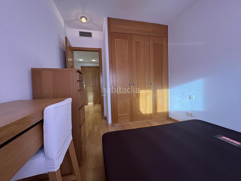 Foto e9b86e26-2d9e-4f80-8c88-61a533bccc12. Rent flat with heating parking pool in Rejas Madrid
