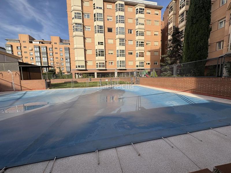 Foto 3a0a7156-1c96-4c5f-b83f-bb199a0682f3. Alquiler piso en Rejas Madrid