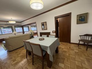 Etagenwohnung in De La Castellana