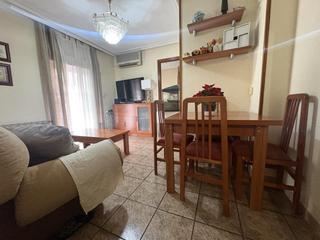 Etagenwohnung in Miguel De La Roca