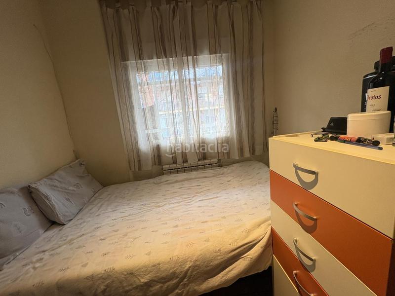 Foto c74a14db-6c85-452d-9f91-12fe1ec559d1. Piso en Entrevías Madrid