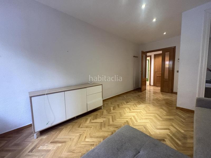 Foto b54992dc-835f-4321-919a-e496a46a8060. Ground floor with heating in San Diego Madrid